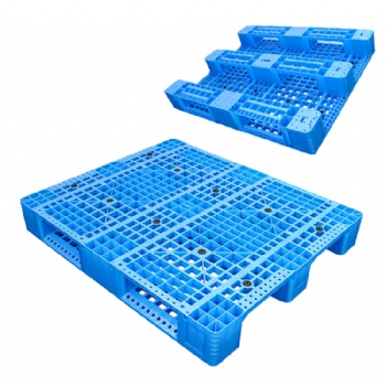 Injection Molds Warehouse Plastic Pallets