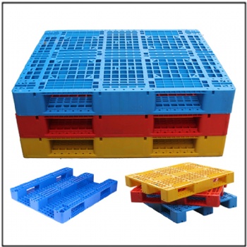 Injection Molds Warehouse Plastic Pallets